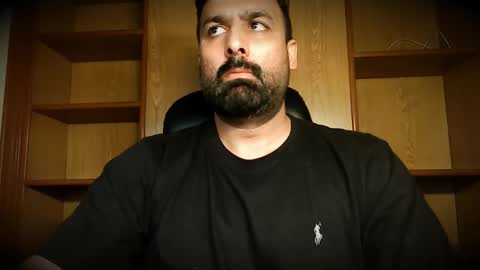 Snapshot of burlymonster chatting on October 8, 4:54 am Hairy Arabian online show from October 8, 4:54 am