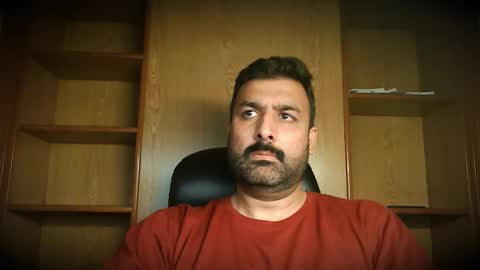 Snapshot of burlymonster chatting on October 17, 9:45 am Hairy Arabian online show from October 17, 9:45 am