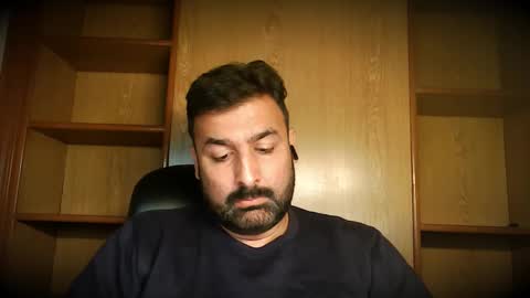 Snapshot of burlymonster chatting on November 6, 6:03 am Hairy Arabian online show from November 6, 6:03 am