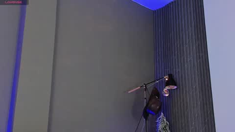 Snapshot of busterspinter chatting on December 12, 8:03 am Buster independent model online show from December 12, 8:03 am