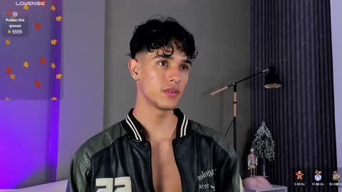 Snapshot of busterspinter chatting on December 22, 5:56 am Buster independent model online show from December 22, 5:56 am