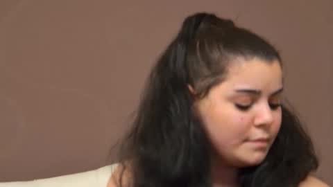 Snapshot of busty_madison chatting on January 11, 10:29 am busty_madison online show from January 11, 10:29 am