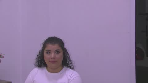 Snapshot of busty_madison chatting on November 6, 7:20 am busty_madison online show from November 6, 7:20 am