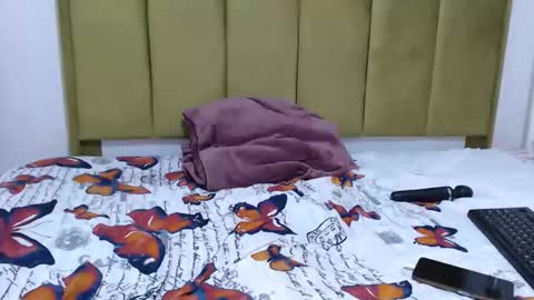 bustytessa37 online show from October 15, 3:12 pm