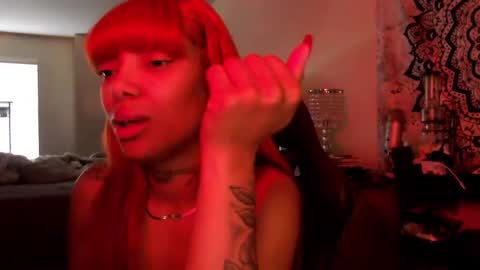 Snapshot of butterflybootyy chatting on October 10, 1:10 pm butterfly booty online show from October 10, 1:10 pm