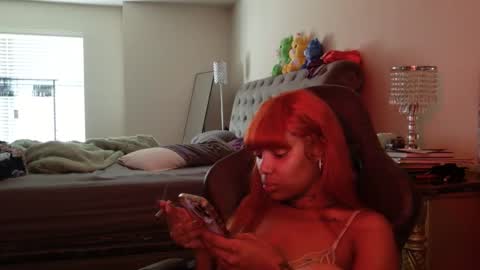 Snapshot of butterflybootyy chatting on October 15, 2:50 pm butterfly booty online show from October 15, 2:50 pm