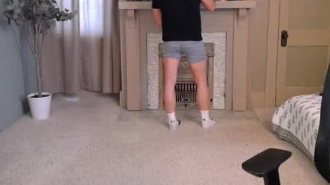 Snapshot of buttnakedfun954737 chatting on January 20, 1:32 pm Miles online show from January 20, 1:32 pm