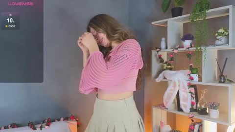 Kira online show from January 4, 1:42 pm