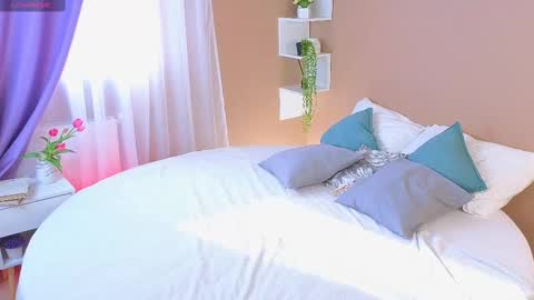 Kira online show from February 12, 11:18 am