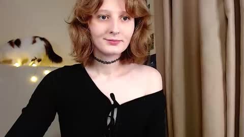 C0ralynx online show from October 9, 2:31 am