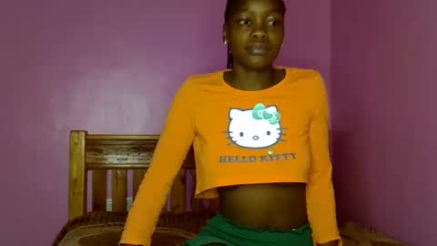 C--trish online show from October 7, 4:53 am