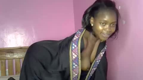 C--trish online show from November 11, 10:43 pm