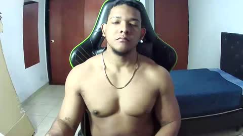 Snapshot of caballerozodi chatting on October 9, 2:04 pm caballerozodi online show from October 9, 2:04 pm