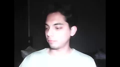 Snapshot of caligula_99 chatting on December 14, 2:06 am Calgula online show from December 14, 2:06 am