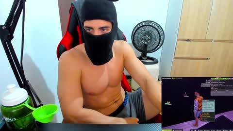 Snapshot of calihotcaliente27 chatting on January 17, 6:02 pm calihotcaliente27 online show from January 17, 6:02 pm