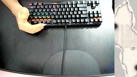 Snapshot of calihotcaliente27 chatting on October 5, 11:30 am calihotcaliente27 online show from October 5, 11:30 am