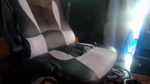 Calisguitar online show from December 11, 9:23 pm