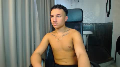 Snapshot of callumpike chatting on November 9, 7:50 am CallumPike online show from November 9, 7:50 am