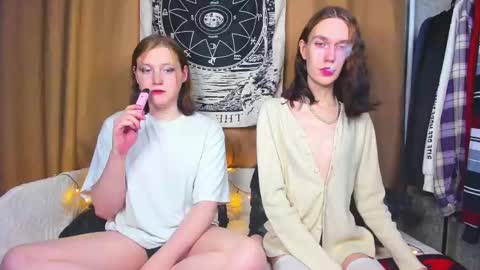 Snapshot of calvin_kevin_grem chatting on February 20, 9:31 pm Calvin Kevin Grem online show from February 20, 9:31 pm