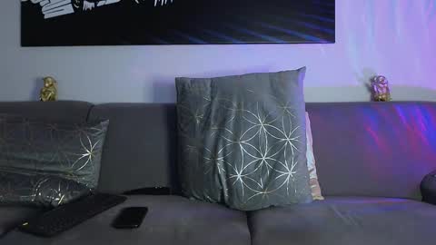 Calvin  online show from January 12, 10:54 pm