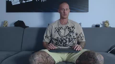 Calvin  online show from January 17, 8:55 pm