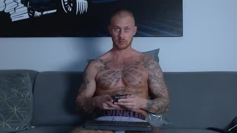 Calvin  online show from February 18, 6:47 pm