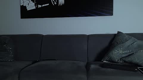 Calvin  online show from October 1, 8:48 pm