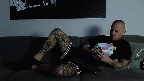 Calvin  online show from October 2, 3:30 pm