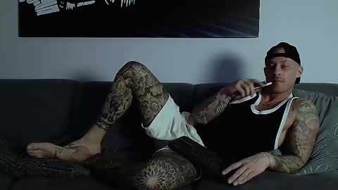 Calvin  online show from October 23, 8:51 pm