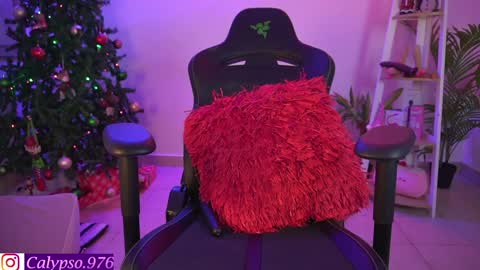 Calypso and Kayla online show from December 29, 1:56 am