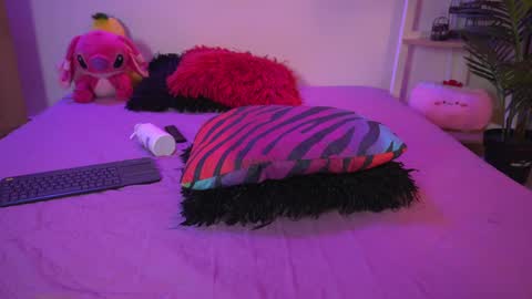 Calypso and Kayla online show from March 12, 3:24 am