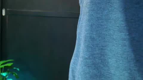 camara110 online show from February 15, 6:33 pm