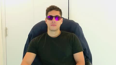 camara110 online show from November 13, 9:36 pm