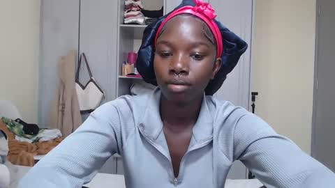 Princess online show from December 28, 5:02 am