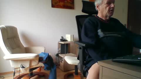 camcologne online show from December 10, 12:05 pm