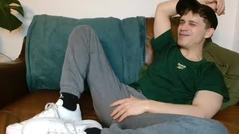 CamDoAttitude online show from December 1, 9:59 pm