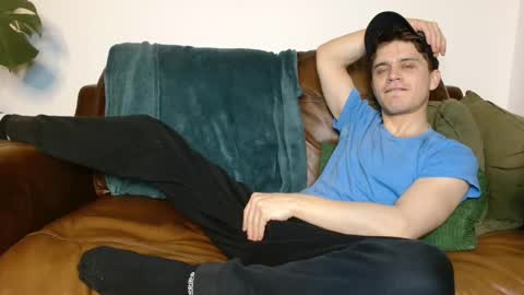 CamDoAttitude online show from December 7, 10:17 pm