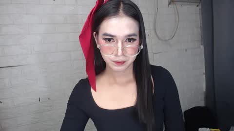 camela_star online show from February 17, 4:42 am