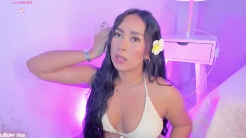 Camelia Smith online show from November 7, 2:55 am