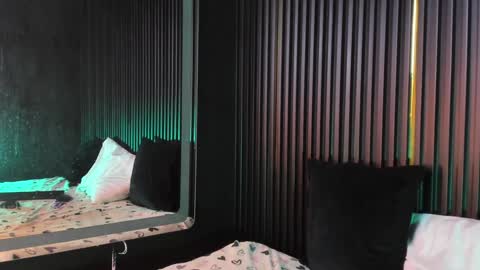 CAMERON online show from January 23, 5:35 am