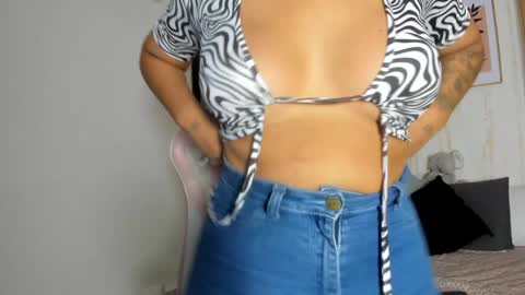 Cameron  online show from January 11, 7:38 pm