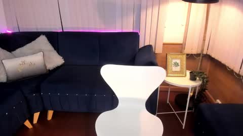 Camila cruz online show from January 7, 1:59 am