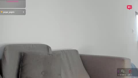   online show from October 28, 5:37 pm