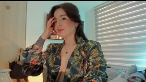 Snapshot of camidoll_10 chatting on January 28, 11:17 am camila online show from January 28, 11:17 am