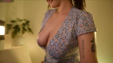 Snapshot of camidoll_10 chatting on September 27, 12:48 am camila online show from September 27, 12:48 am