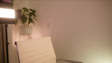 Snapshot of camidoll_10 chatting on November 13, 12:31 am camila online show from November 13, 12:31 am