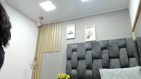 Snapshot of camila__herrera chatting on December 12, 9:30 am Camila online show from December 12, 9:30 am