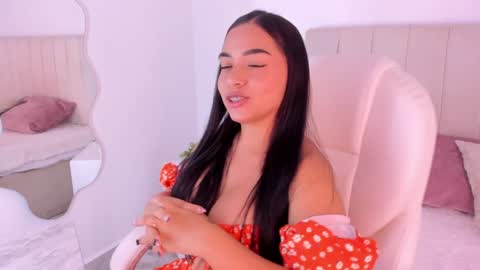 Snapshot of camila_adams chatting on December 29, 5:44 pm Cami online show from December 29, 5:44 pm