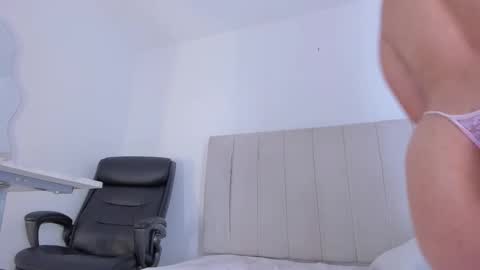 Snapshot of camila_adams chatting on March 7, 1:31 am Cami online show from March 7, 1:31 am