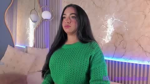 Snapshot of camila_adams chatting on November 19, 11:43 am Cami online show from November 19, 11:43 am